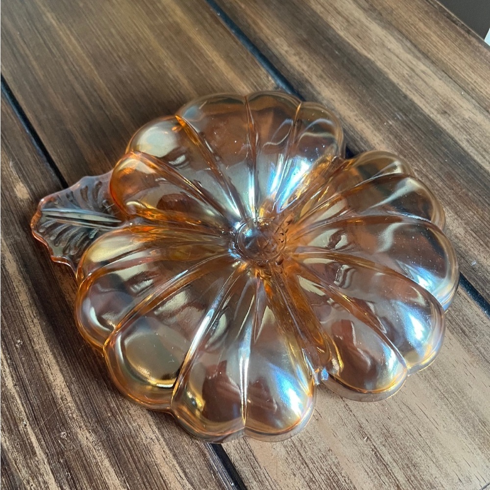 Vintage Jeanette Marigold Carnival Glass Clover Dish - Picture 3 of 3
